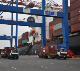 MSC intends to acquire a significant stake in logistics operator HHLA