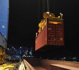 Річковий порт в Одеській області прийме перший контейнерний караван з Румунії