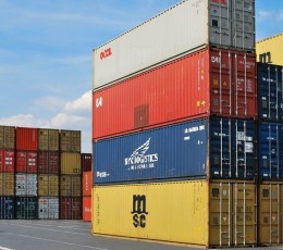 The global container fleet exceeded the mark of 50 million TEU, increasing by 14%