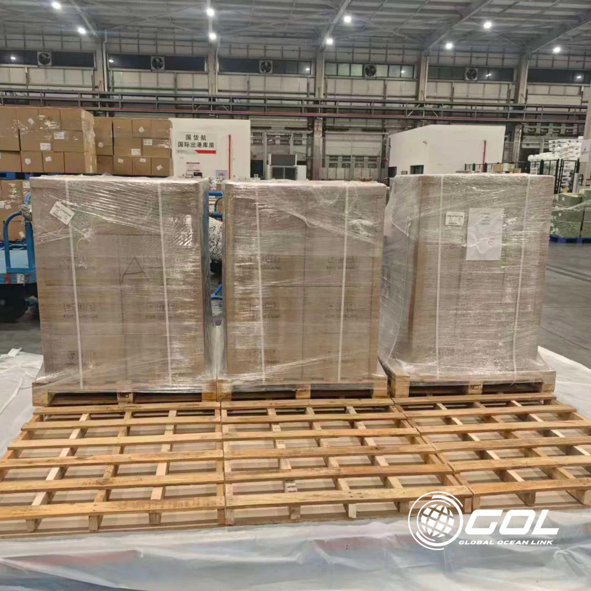 Cosmetics delivery to Ukraine in just 3 days